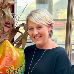 Kate Konapka <br/>
Red's Restaurant